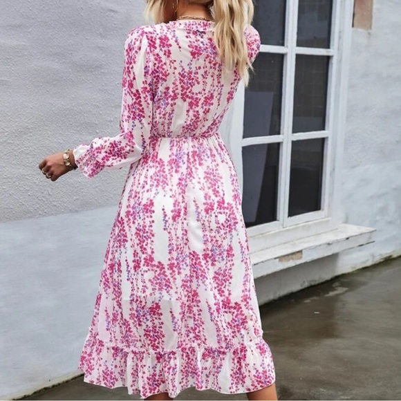 New v neck pink floral long sleeve dress - Picture 5 of 5
